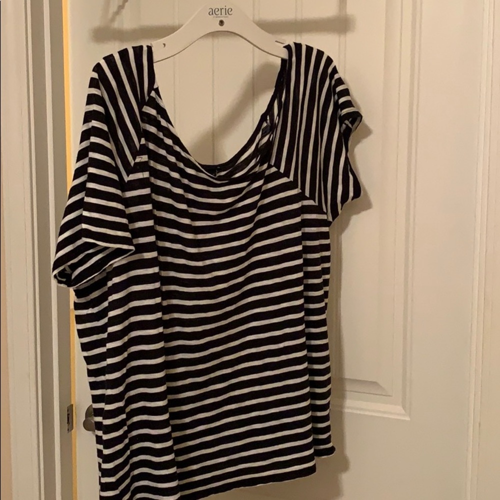 Torrid off the shoulder t shirt
